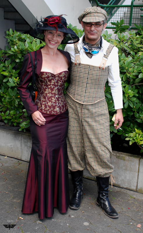 Sündige-Mode-Rennbahn-F02